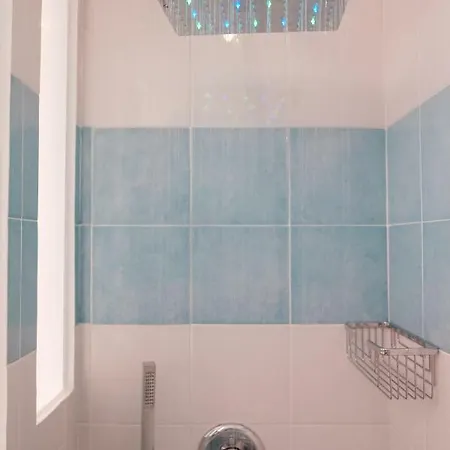 Smeraldo Apartment *